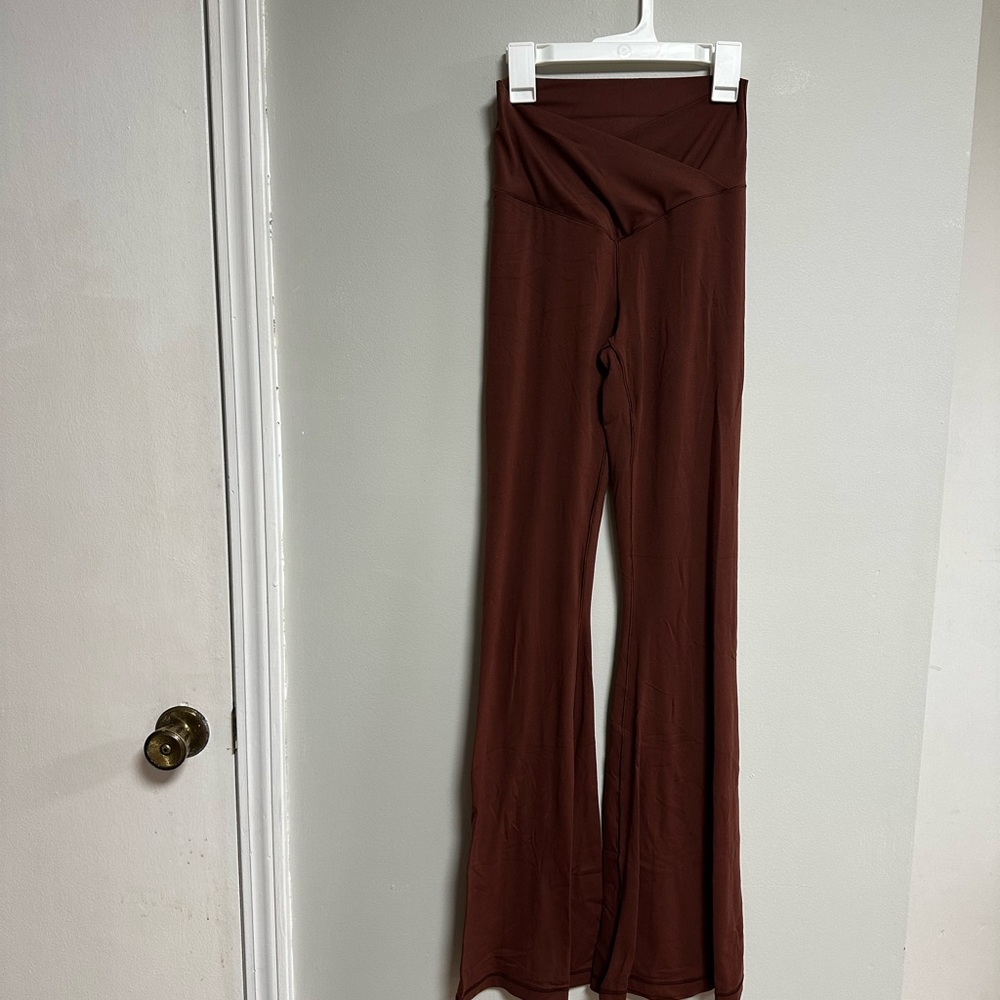 Aerie offline maroon flare leggings